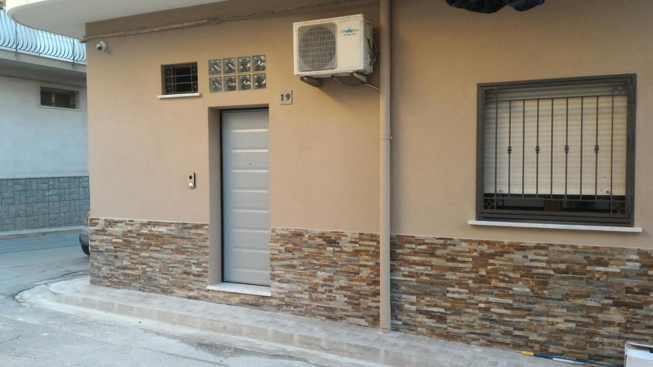B&B A Casa Dell'Artista Casteldaccia Buitenkant foto